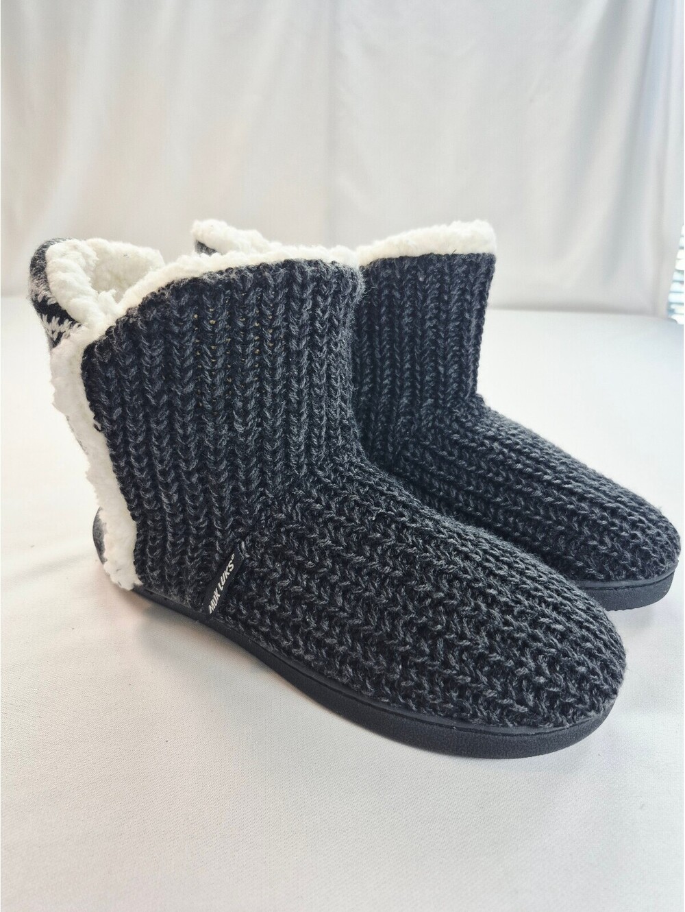 MUK LUKS Women's 9 Cheyenne Tread Slipper Boots New